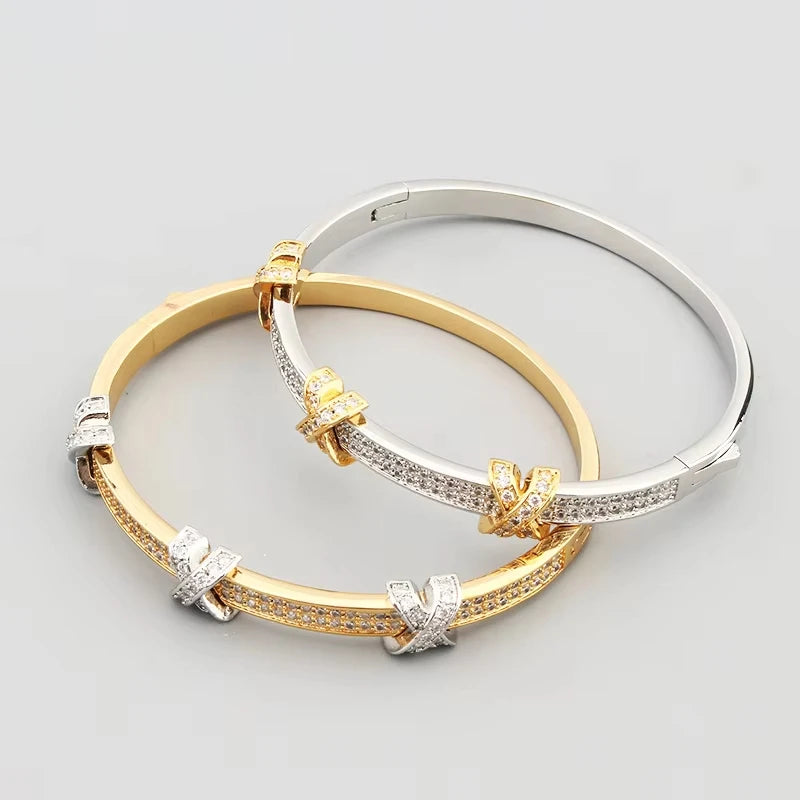 Wholesale LX0630 18K Gold Plated Fine Fashion Jewelry Snake Women's Bracelet Necklace Earrings for Wedding Gift