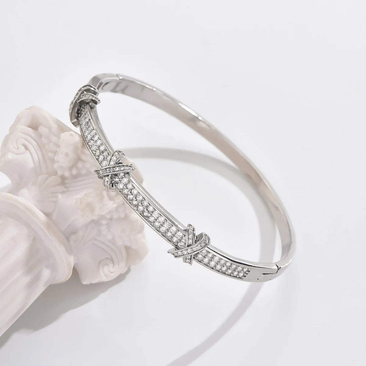 Wholesale LX0630 18K Gold Plated Fine Fashion Jewelry Snake Women's Bracelet Necklace Earrings for Wedding Gift